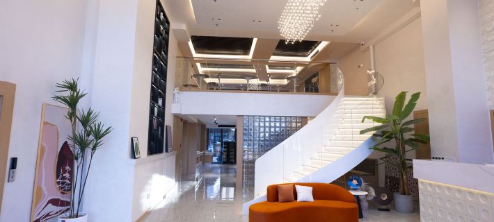Hemuyueju Hotel (Weichang Mulan New World) Hotels in Weichang