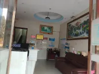 Yichun Shengquan Hotel