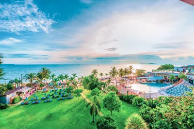 Pinnacle Grand Jomtien Resort and Beach Club