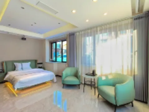 Altai Mountain Down Xiaozhu Homestay