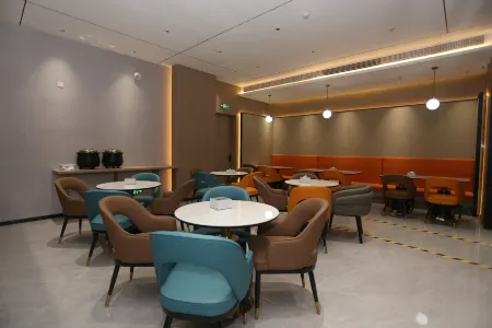 Homeinn Superior Yun Hotel (Bengbu City Guzhen County Jinpu Railway Site Park)