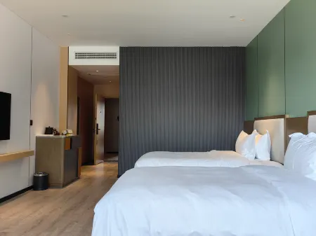 QoMoLangZong Hotel  Kayrung