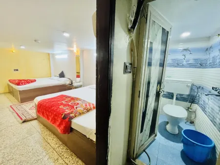 Ganga Guest House Отели в г. Варанаси