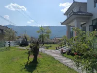 Yunyinli Snow Mountain View Courtyard (Baisha Ancient Town Branch)