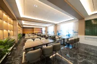 GreenTree Eastern Hotel (Altay Fuhai Renmin Road) فنادق في فوخاي