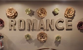 Inn of the Dove Romantic Luxury Suites with Jacuzzi & Fireplace at Harrisburg-Hershey, PA