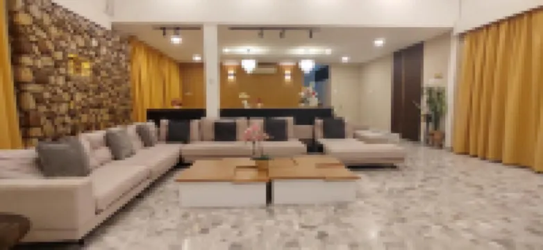 ブキット トゥンク グランデ ヴィラ バイ ユーブック