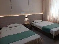 Feixian Tongyue Hotel (Oriental Shopping Plaza) - 2-Star