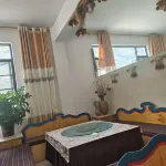 Cizhong Zangxiangge Homestay