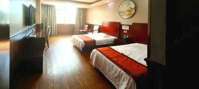 Xinpeng Hotel Hôtels à proximité de : Yanting Passenger Transport Terminal
