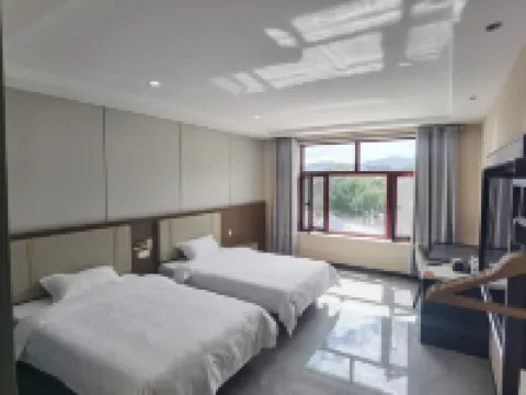 西柏坡趕考行ホテル(西柏坡観光地) 平山のホテル