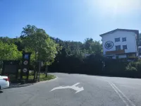 Jiange Liu Master Inn