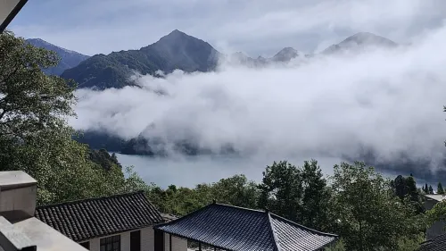 Tianchi Longju Homestay