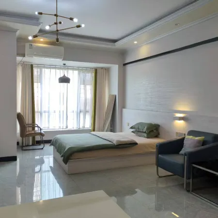 Guigang Hour Light Apartment