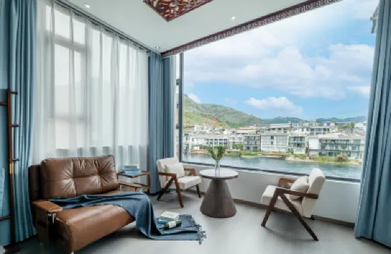 Dali Shuanglang Lianhaiju Seascape Inn Hotels near Moon Palace