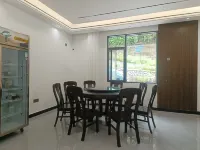 Wu and Mountain House Hotels in Nanjiang