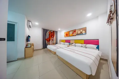 Juhui Business Apartment (West Lake Park) Hotels near Hanshan Normal University Chaozhou Branch