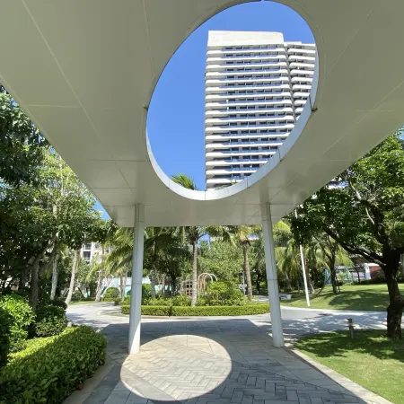 HOTEL CLOUDS