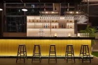 Xiaoxiang Yunmeng International Hotel (Tuojiang Branch, Fenghuang Ancient Town Scenic Area) - bar