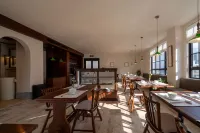 Shanchuan Suji Hot Spring Resort Hotel (Hailuogou Glacier Forest) - breakfast