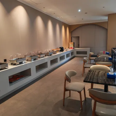 Kang Lai BO  YI JU Hotel