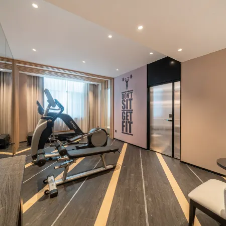 MEHOOD LESTIE Hotel (Golmud Haoyuan Auto Parts City)