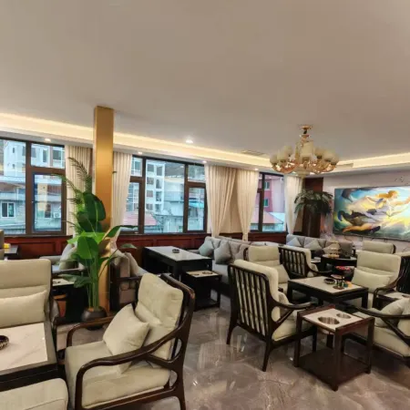 Heishui Zunhao Hotel