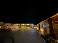 Mountain Lodge Wooden Cottage Homestay (Wudalianchi Scenic Area) - Mountain view