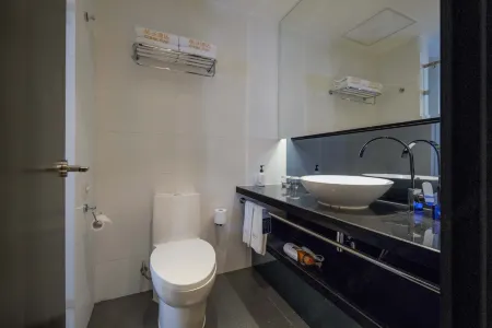 Orange Hotel (Xi'an Keji Road Metro Station Store)