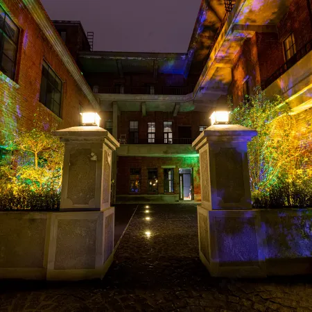 Yake Town Hotel (Changchun Railway Station)