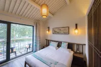 Red Persimmon Guanyi Huju Guesthouse