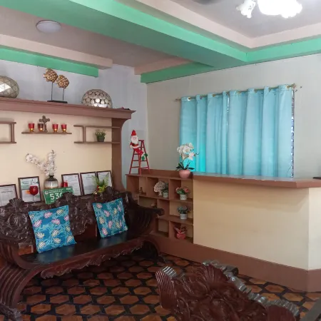 RedDoorz @ Calceta Street Cogon Отели рядом с достопримечательностью «Bohol National Museum»