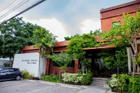 Tri-Shawa Resort Hotel dekat Wat Song Kalon Prachasan