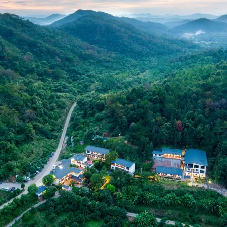 Lihua Wushe Hotel