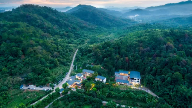 Lihua Wushe Hotel