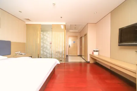 Foshan Hefeng Holiday Hotel (Gaoming Wal-Mart)