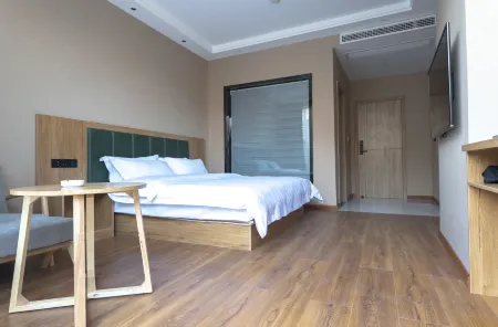 Changning Marriott Hotel (High-speed Railway Station) Отели в г. Чаннин