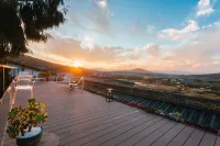 Tengchong Xitang Rehai Sulfur Hot Spring Hidden Luxury Boutique Stay (Heshun Ancient Town Yeya Lake) - พร้อมWifi