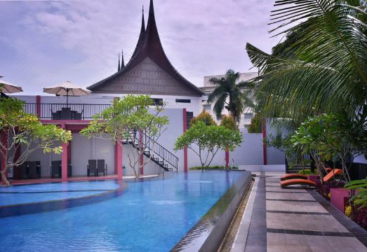 그랜드 인나 파당