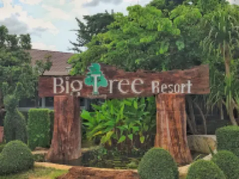 Big Tree Resort Hotels near Kamphaeng Phet City Pillar Shrine