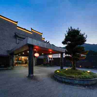 화자춘 리조트 호텔 Hotel Exterior