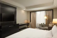 AYANA Midplaza Jakarta Отели в г. Центальная Джакарта