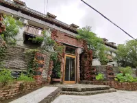 Qinyan Art House Hotels near Jinshan Peasant Painting Academy