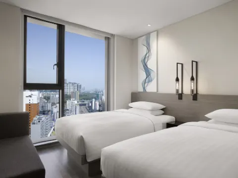 Fairfield by Marriott Seoul Отели рядом с достопримечательностью «Йеуидо»