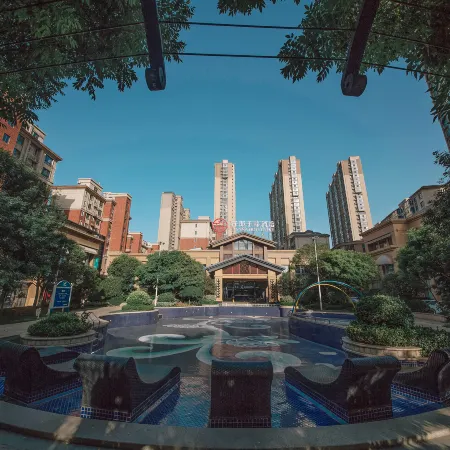 QIANNA HOTEL FINE (Pingdingshan Zhanhe District Biguiyuan)