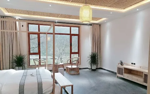 Huanglong Pianshi College Hotel Hotels in Yichuan