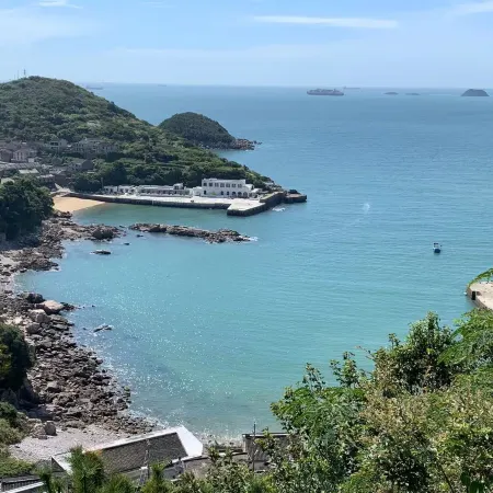 Zhoushan Seven + Xishe Homestay