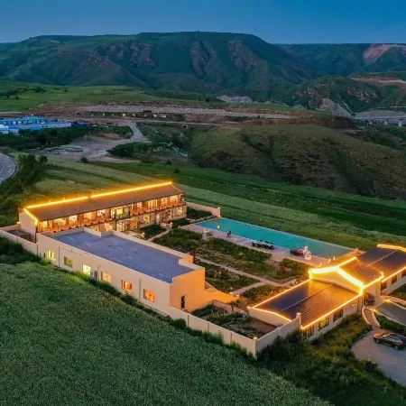 Datong Yunzhong Banshan Hotel