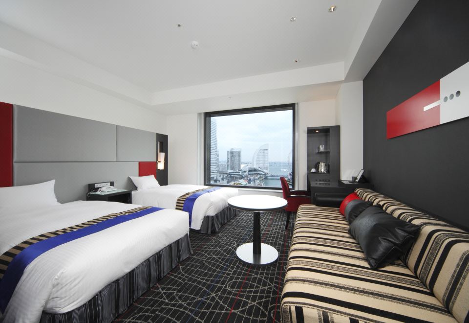 3. 뉴 오타니 인 ..