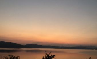 Fuxian Lake Coast Homestay